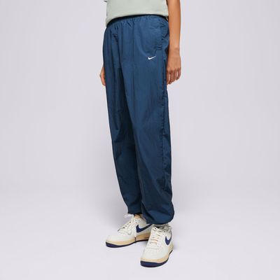 Spodnie damskie Nike ze sklepu: 50style.pl w kategorii: Spodnie damskie - zdjęcie 110026D-FE4-6238_FV7668-478