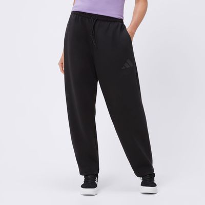 adidas - Spodnie damskie sportowe ze sklepu: 50style.pl w kategorii: Spodnie damskie - zdjęcie 110026D-FE4-6238_JD9974