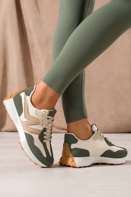 Buty sportowe damskie na wiosnę Casu ze sklepu: Casu w kategorii: Buty sportowe damskie - zdjęcie 24A59D3-E8C-2480_104267