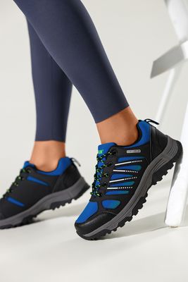 Buty sportowe damskie Carla ze sklepu: Casu w kategorii: Buty sportowe damskie - zdjęcie 24A59D3-E8C-2480_104348