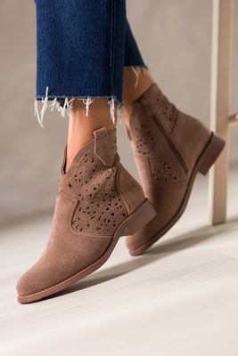 Botki na jesień Carla ze sklepu: Casu w kategorii: Botki - zdjęcie 24A59D3-E8C-2480_105209