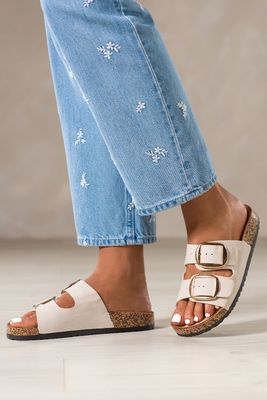 Klapki damskie letnie Carla ze sklepu: Casu w kategorii: Klapki damskie - zdjęcie 24A59D3-E8C-2480_105518