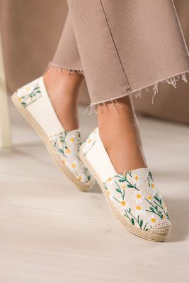 Espadryle damskie na lato Carla ze sklepu: Casu w kategorii: Espadryle damskie - zdjęcie 24A59D3-E8C-2480_105857