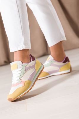 Buty sportowe damskie na wiosnę Casu ze sklepu: Casu w kategorii: Buty sportowe damskie - zdjęcie 24A59D3-E8C-2480_105998