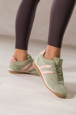 Buty sportowe damskie na wiosnę Carla ze sklepu: Casu w kategorii: Buty sportowe damskie - zdjęcie 24A59D3-E8C-2480_106209