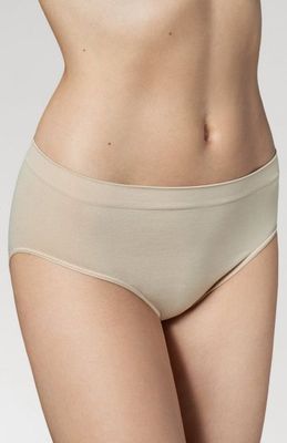 Majtki damskie bez wzorów Gatta ze sklepu: intimiti.pl w kategorii: Majtki damskie - zdjęcie 3B4B001-93A-4736_109777