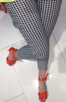 Spodnie damskie wiosenne Lola Fashion ze sklepu: intimiti.pl w kategorii: Spodnie damskie - zdjęcie 3B4B001-93A-4736_125410
