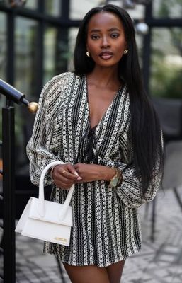 Kombinezon damski casualowy Lola Fashion ze sklepu: intimiti.pl w kategorii: Kombinezony damskie - zdjęcie 3B4B001-93A-4736_234104