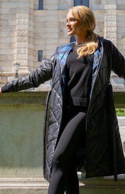 Płaszcz damski AWAMA ze sklepu: intimiti.pl w kategorii: Płaszcze damskie - zdjęcie 3B4B001-93A-4736_238072