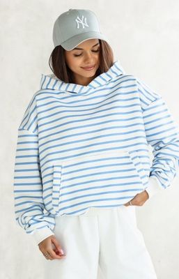 Bluza damska casualowa Lara Fashion ze sklepu: intimiti.pl w kategorii: Bluzy damskie - zdjęcie 3B4B001-93A-4736_244142