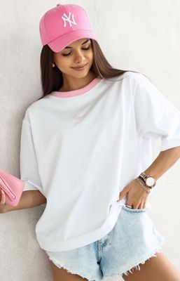 Bluzka damska na wiosnę Lara Fashion ze sklepu: intimiti.pl w kategorii: Bluzki damskie - zdjęcie 3B4B001-93A-4736_246397