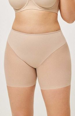 Majtki damskie Ysabel Mora ze sklepu: intimiti.pl w kategorii: Majtki damskie - zdjęcie 3B4B001-93A-4736_247378
