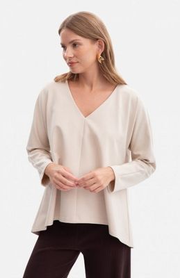Bluzka damska casual Be ze sklepu: intimiti.pl w kategorii: Bluzki damskie - zdjęcie 3B4B001-93A-4736_250827