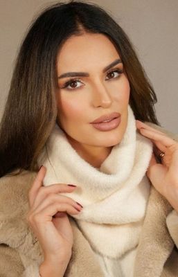 Szalik/chusta Kamea ze sklepu: intimiti.pl w kategorii: Szaliki i chusty damskie - zdjęcie 3B4B001-93A-4736_251420