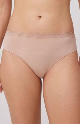Ysabel Mora - Majtki damskie gładkie ze sklepu: intimiti.pl w kategorii: Majtki damskie - zdjęcie 3B4B001-93A-4736_256878