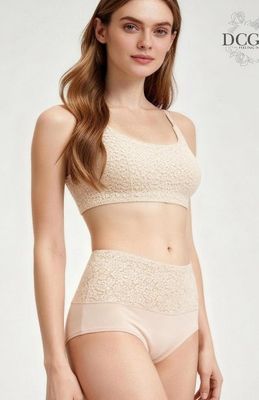 Dc Girl - Majtki damskie ze sklepu: intimiti.pl w kategorii: Majtki damskie - zdjęcie 3B4B001-93A-4736_258976