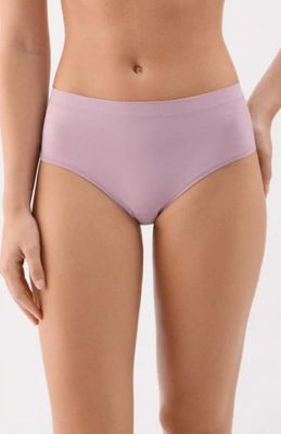 Majtki damskie klasyczne gładkie Ysabel Mora ze sklepu: intimiti.pl w kategorii: Majtki damskie - zdjęcie 3B4B001-93A-4736_260717