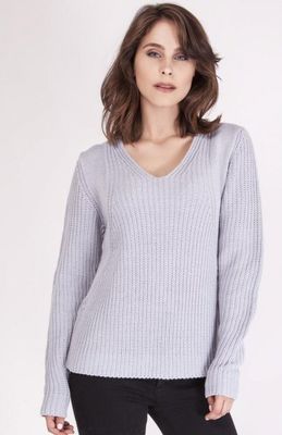 Sweter damski casual MKM ze sklepu: intimiti.pl w kategorii: Swetry damskie - zdjęcie 3B4B001-93A-4736_75535