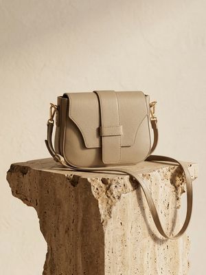 L'AF - Listonoszka elegancka ze sklepu: Eye For Fashion w kategorii: Listonoszki - zdjęcie 3C9BB14-4A0-7058_18888