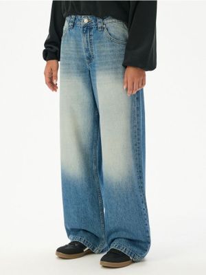 Jeansy damskie ze sklepu: Cropp w kategorii: Jeansy damskie - zdjęcie 4198BBB-532-6969_015KA-50J
