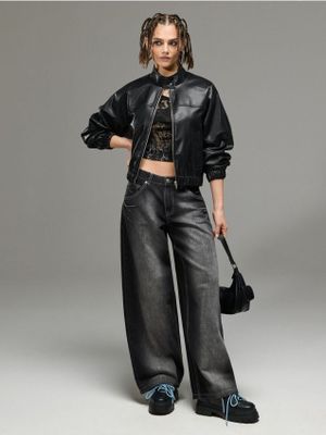 Jeansy damskie ze sklepu: Cropp w kategorii: Jeansy damskie - zdjęcie 4198BBB-532-6969_017KA-99M