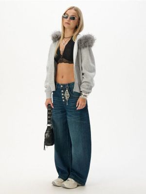 Jeansy damskie casualowe w miejskim stylu ze sklepu: Cropp w kategorii: Jeansy damskie - zdjęcie 4198BBB-532-6969_022KA-59J