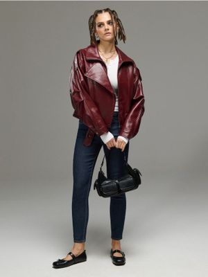 Jeansy damskie casual ze sklepu: Cropp w kategorii: Jeansy damskie - zdjęcie 4198BBB-532-6969_027KA-59J