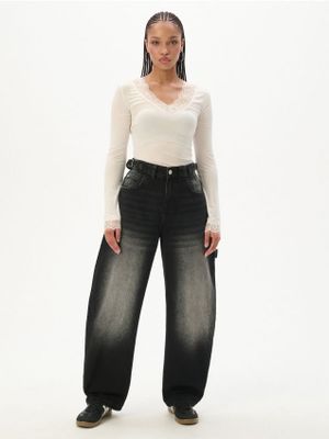 Jeansy damskie casual ze sklepu: Cropp w kategorii: Jeansy damskie - zdjęcie 4198BBB-532-6969_030KA-99J