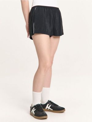 Szorty sportowe ze sklepu: Cropp w kategorii: Szorty - zdjęcie 4198BBB-532-6969_036HX-99X