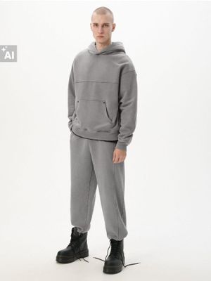 Spodnie męskie ze sklepu: Cropp w kategorii: Spodnie męskie - zdjęcie 4198BBB-532-6969_078KD-85X
