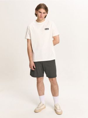 Spodenki męskie w sportowym stylu ze sklepu: Cropp w kategorii: Spodenki męskie - zdjęcie 4198BBB-532-6969_171KD-90X