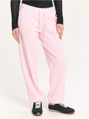 Spodnie damskie sportowe ze sklepu: Cropp w kategorii: Spodnie damskie - zdjęcie 4198BBB-532-6969_186HX-03X