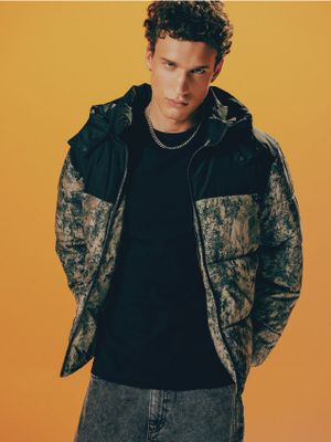 Kurtka męska na jesień w stylu młodzieżowym ze sklepu: Cropp w kategorii: Kurtki męskie - zdjęcie 4198BBB-532-6969_189FR-87X