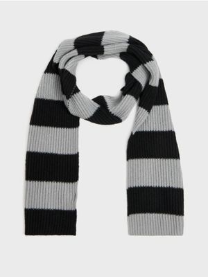 Szalik ze sklepu: Cropp w kategorii: Szaliki męskie - zdjęcie 4198BBB-532-6969_1934Z-90X