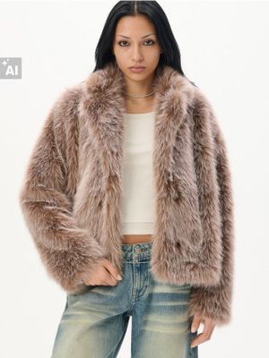 Futro damskie jesienne ze sklepu: Cropp w kategorii: Futra damskie - zdjęcie 4198BBB-532-6969_193KA-84X