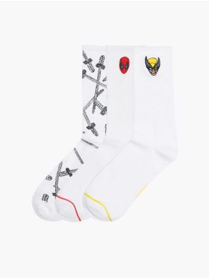 Skarpetki damskie w sportowym stylu ze sklepu: Cropp w kategorii: Skarpetki damskie - zdjęcie 4198BBB-532-6969_203IH-00X