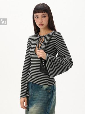 Bluzka damska jesienna ze sklepu: Cropp w kategorii: Bluzki damskie - zdjęcie 4198BBB-532-6969_214KB-90X