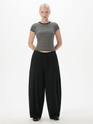 Spodnie damskie w stylu retro ze sklepu: Cropp w kategorii: Spodnie damskie - zdjęcie 4198BBB-532-6969_261HX-99X