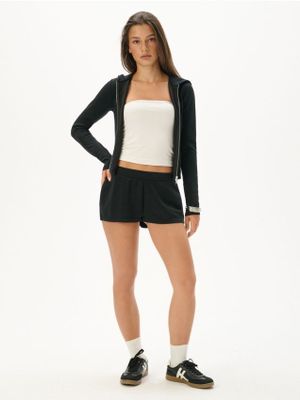 Szorty w sportowym stylu ze sklepu: Cropp w kategorii: Szorty - zdjęcie 4198BBB-532-6969_272AR-99X