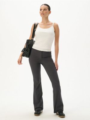 Spodnie damskie casual ze sklepu: Cropp w kategorii: Spodnie damskie - zdjęcie 4198BBB-532-6969_367KA-90X