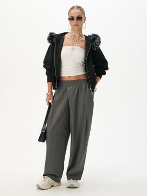 Spodnie damskie casual jesienne ze sklepu: Cropp w kategorii: Spodnie damskie - zdjęcie 4198BBB-532-6969_368KA-90X