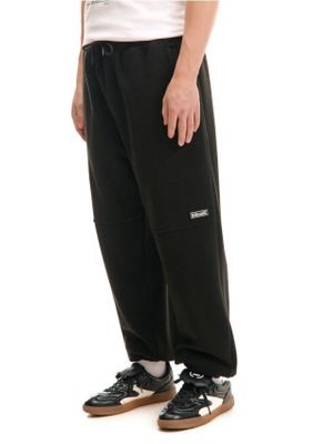 Spodnie męskie sportowe ze sklepu: Cropp w kategorii: Spodnie męskie - zdjęcie 4198BBB-532-6969_376FN-99X