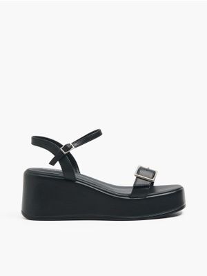 Sandały damskie na lato ze sklepu: Cropp w kategorii: Sandały damskie - zdjęcie 4198BBB-532-6969_392IG-99X