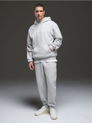 Spodnie męskie w sportowym stylu ze sklepu: Cropp w kategorii: Spodnie męskie - zdjęcie 4198BBB-532-6969_409DE-09X