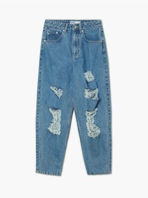 Jeansy damskie wiosenne ze sklepu: Cropp w kategorii: Jeansy damskie - zdjęcie 4198BBB-532-6969_551HX-50J