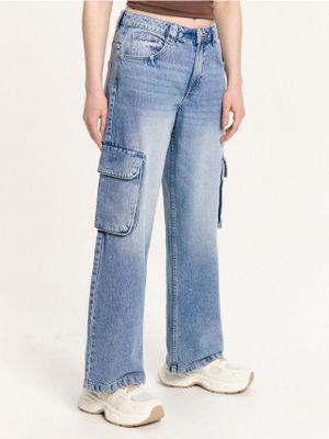 Jeansy damskie wiosenne ze sklepu: Cropp w kategorii: Jeansy damskie - zdjęcie 4198BBB-532-6969_557HX-50J