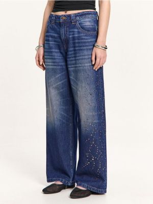 Jeansy damskie w miejskim stylu ze sklepu: Cropp w kategorii: Jeansy damskie - zdjęcie 4198BBB-532-6969_558HX-59J