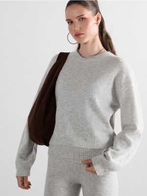 Sweter damski na zimę ze sklepu: Cropp w kategorii: Swetry damskie - zdjęcie 4198BBB-532-6969_638KA-09M