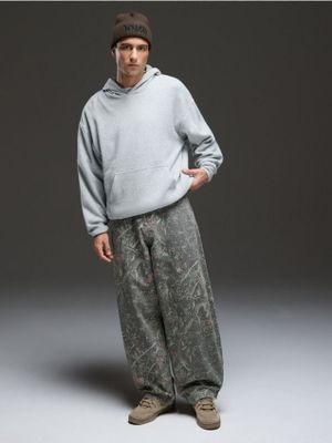 Spodnie męskie w militarnym stylu ze sklepu: Cropp w kategorii: Spodnie męskie - zdjęcie 4198BBB-532-6969_673KD-MLC