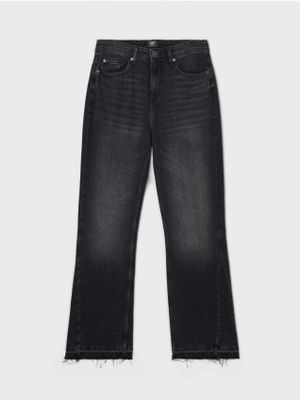 Jeansy damskie w miejskim stylu ze sklepu: Cropp w kategorii: Jeansy damskie - zdjęcie 4198BBB-532-6969_763DD-90J